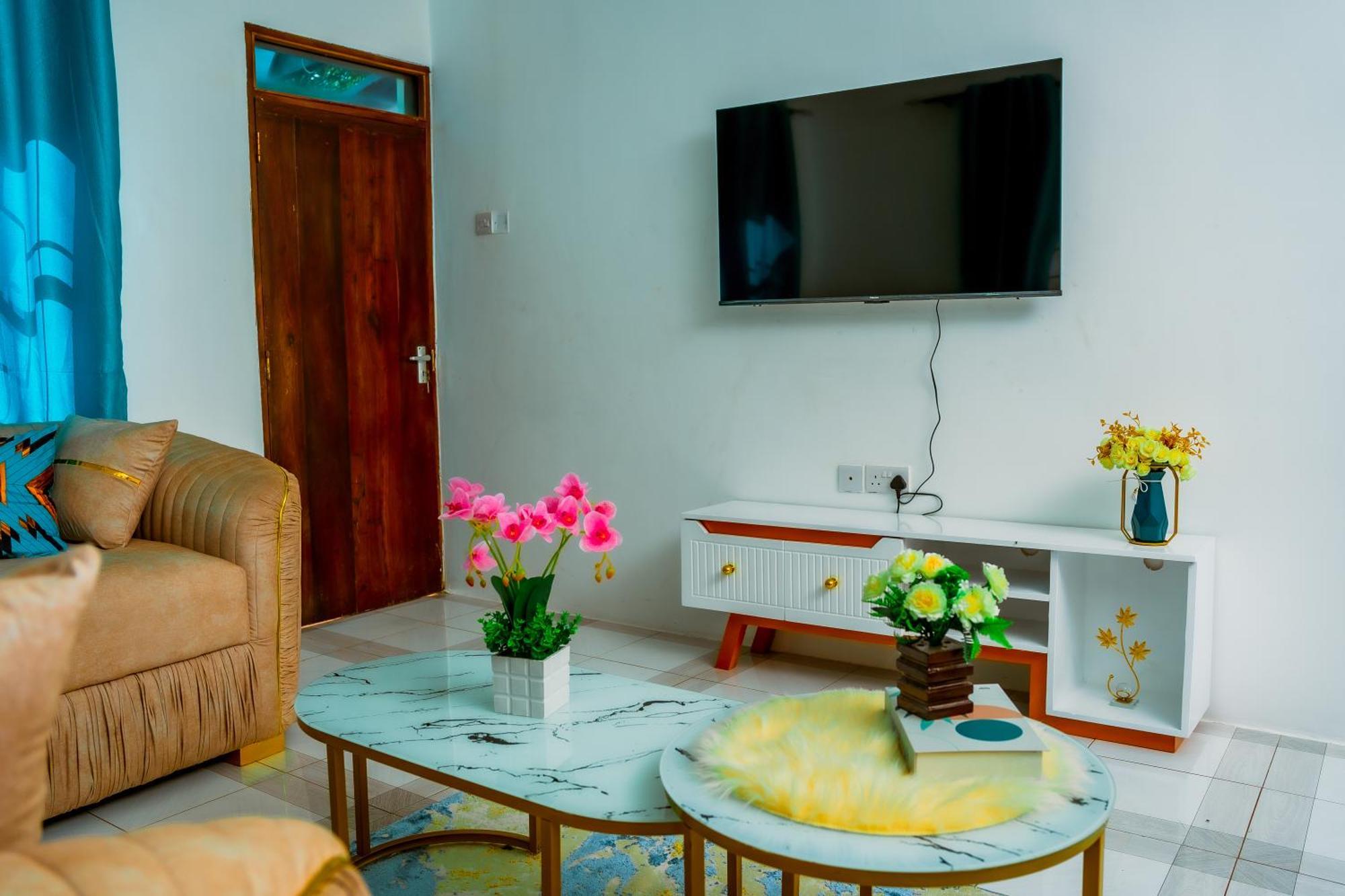 Ge-Homes Dar es Salaam Esterno foto