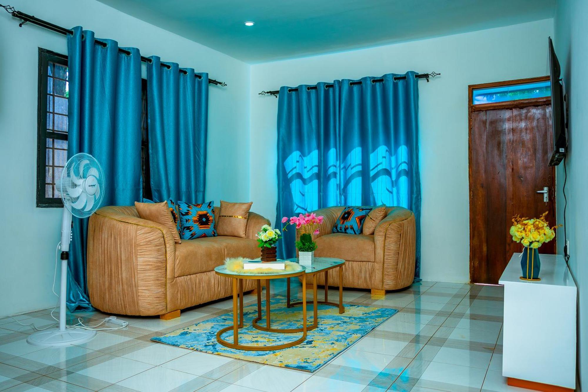 Ge-Homes Dar es Salaam Esterno foto