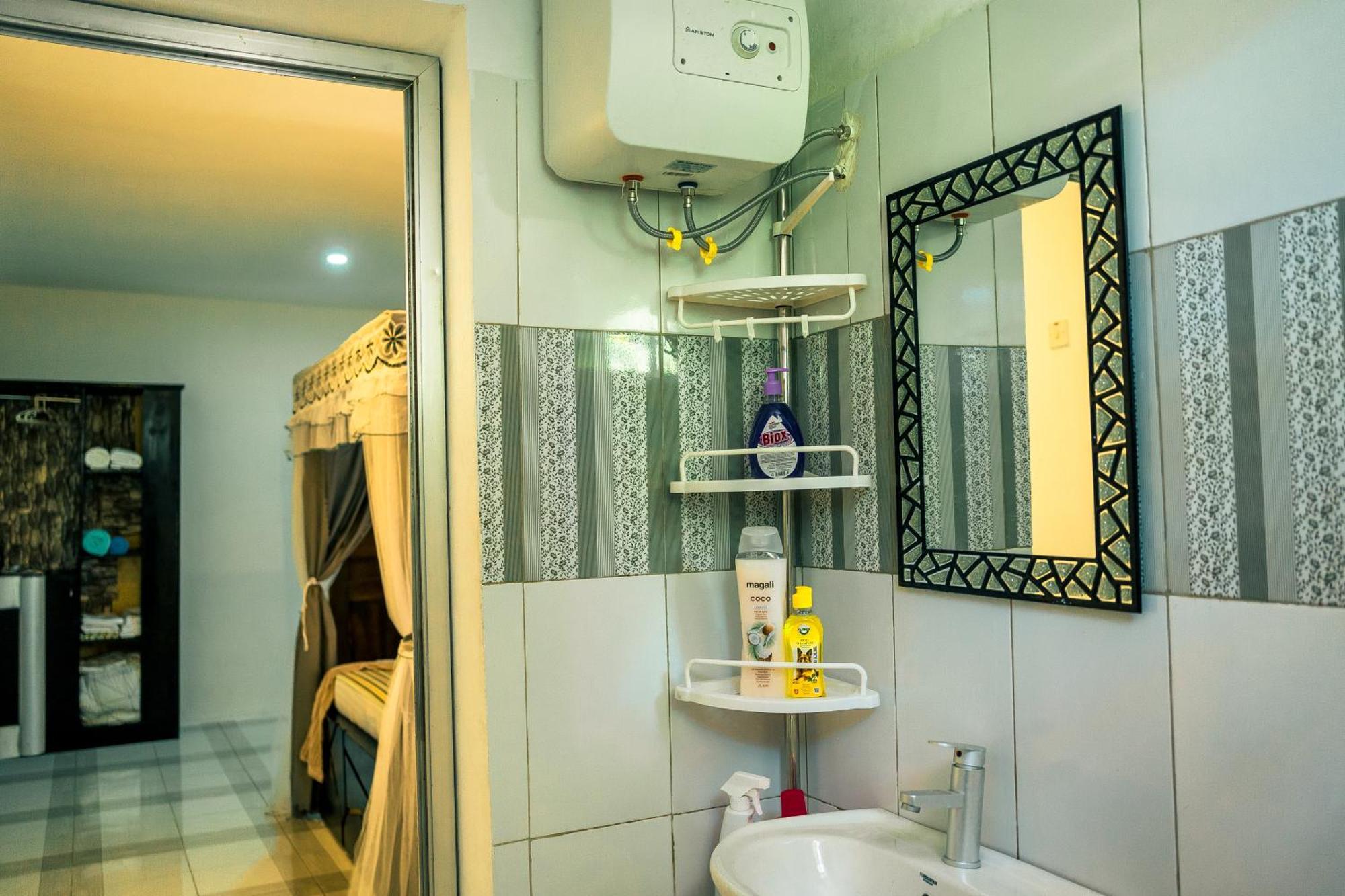 Ge-Homes Dar es Salaam Esterno foto
